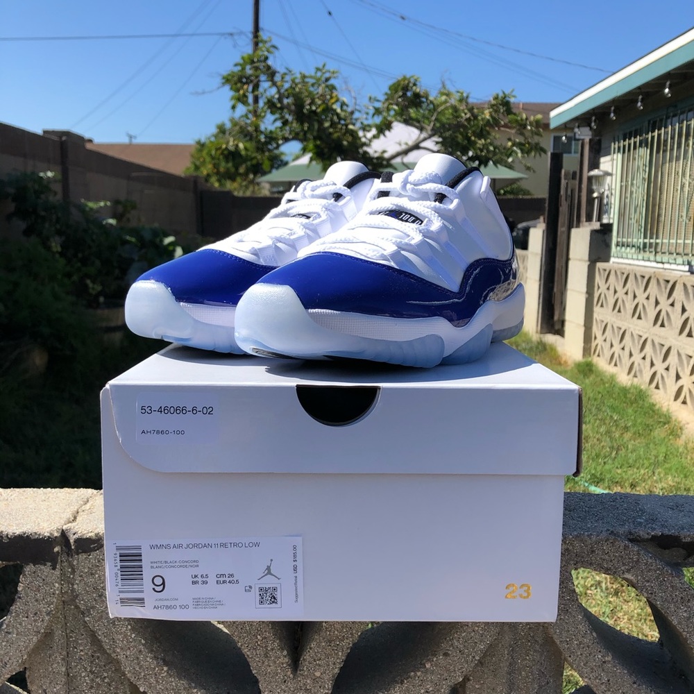 Jordan 11 Low "White Concord" Size 9W / 7.5M